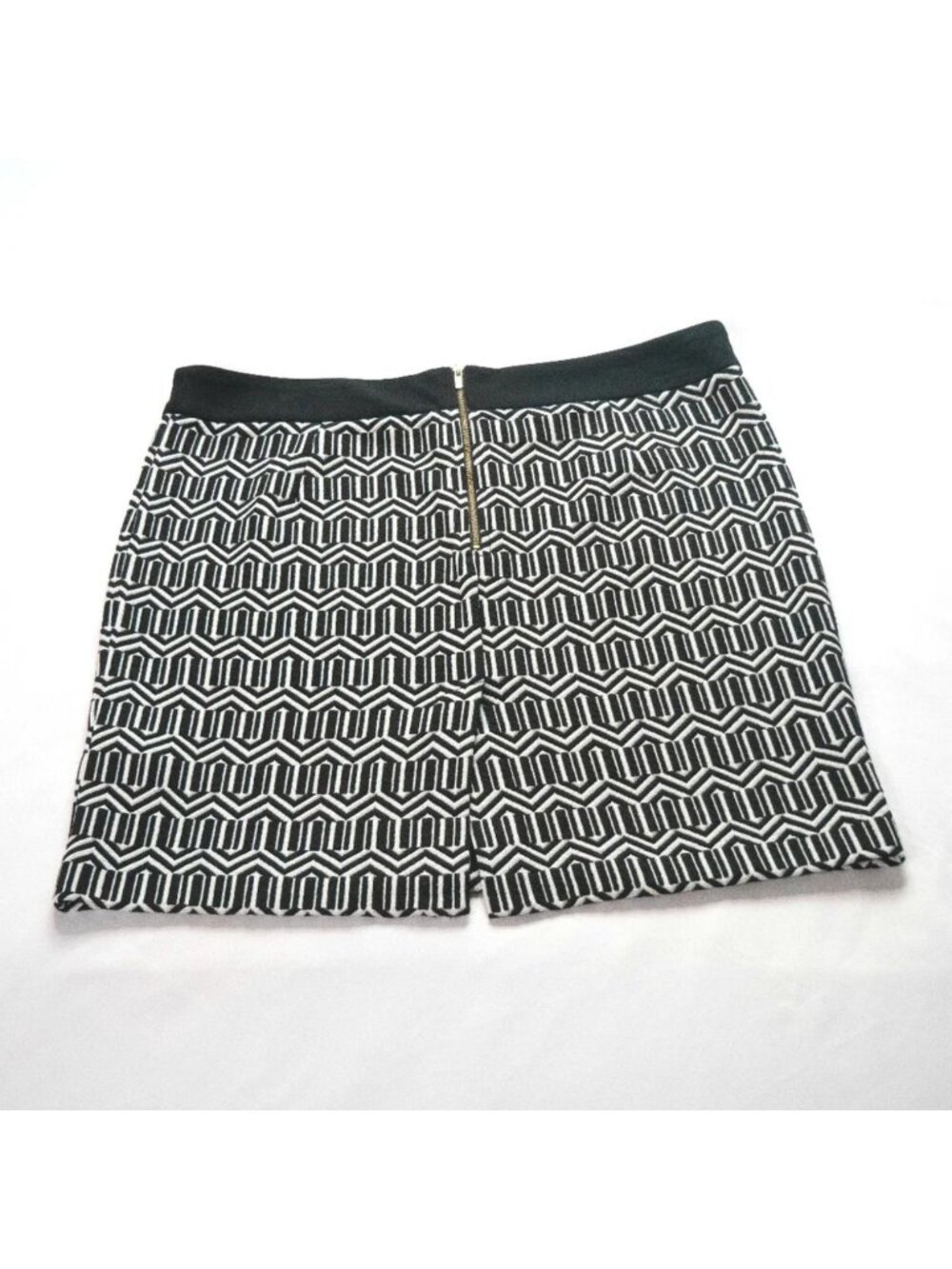 Banana Republic 14 Black White Geometric Jacquard Pencil Skirt NWT - Picture 3 of 12